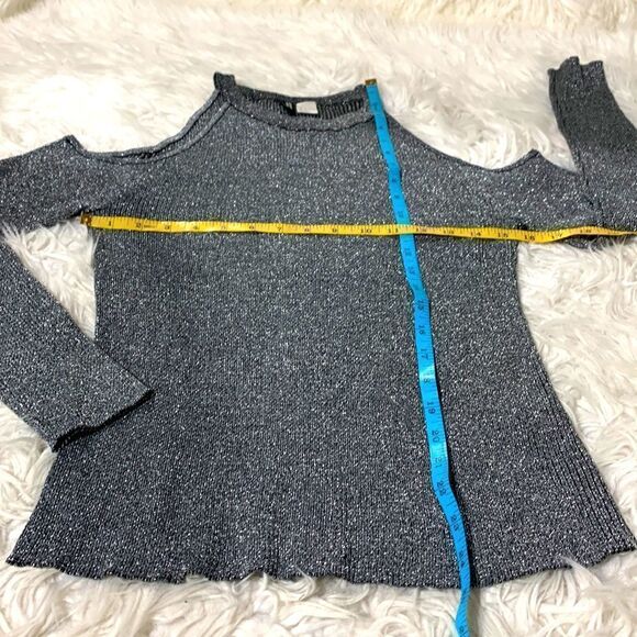 🟢3 items for $20 —-DIVIDED metallic silver/black cold shoulder sweater rib knit - Picture 9 of 11